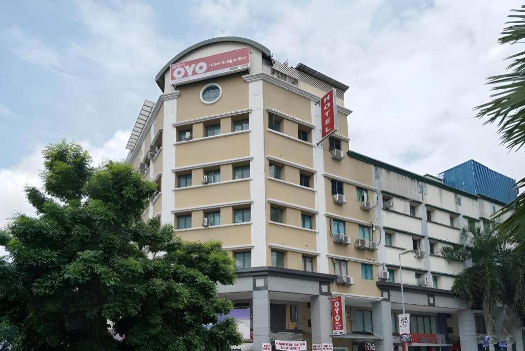 Oyo 89717 Budget Star Hotel Kuala Lumpur Dış mekan fotoğraf